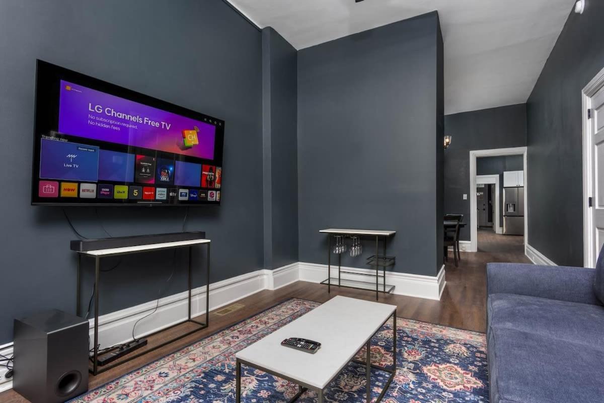 Apartment Flats On Front - Riverfront Gem Fast Wi-fi 1f *